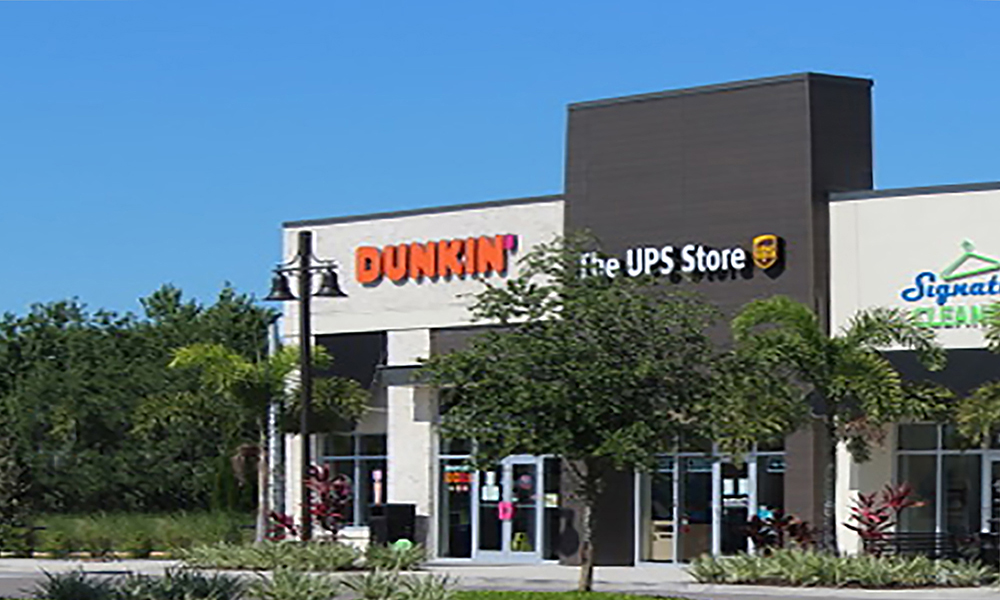 Dunkin coffee shop in Lakewood Ranch